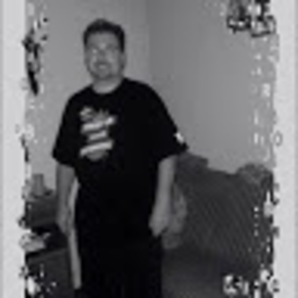 Meet your Posher, David - Picture 1 of 1